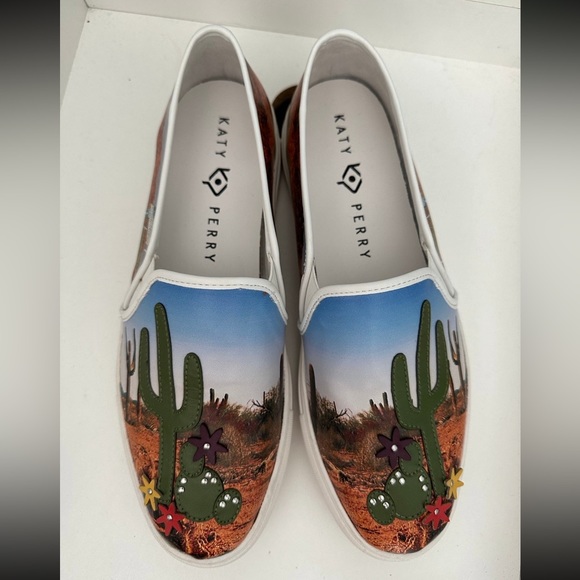 Katy Perry ‘The Beverly’ Limited Edition Slip-Ons - Picture 5 of 9